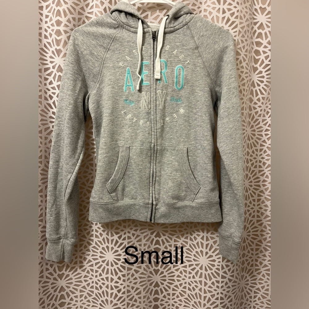AEROPOSTALE Full-Zip Hoodie (SMALL)